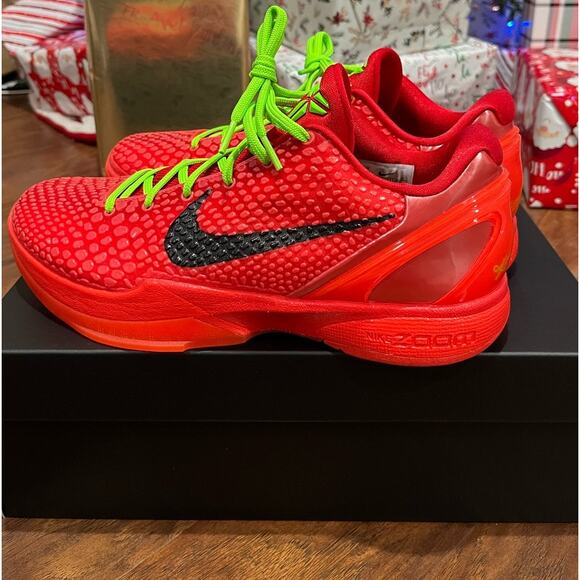 Nike Kobe 6 Protro Reverse Grinch Size 10.5 main image 5